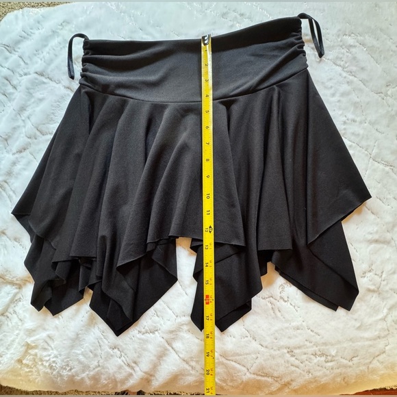 Saucy Asymmetrical Black High Waist Skirt - Picture 11 of 11
